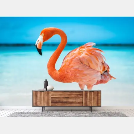 Fototapete leuchtender rosa flamingo am türkisfarbenen strand – Pixers®