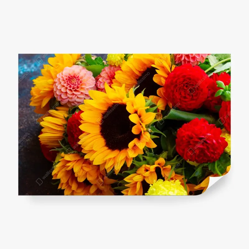 Fototapete nahaufnahme sonnenblumen- und dahlienstrauß