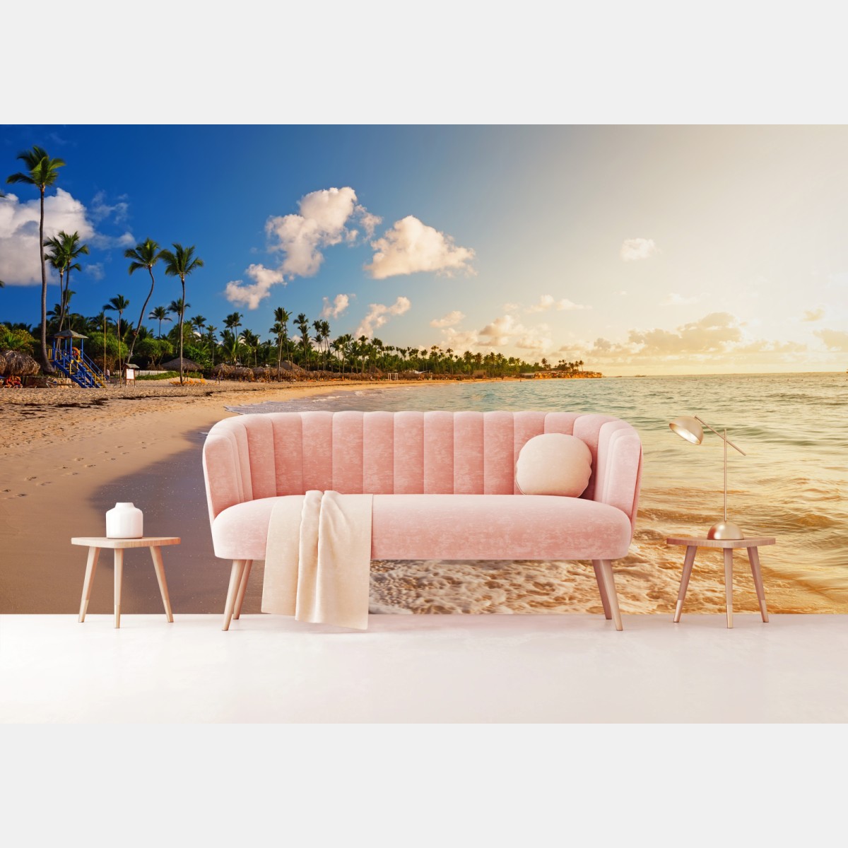 Fototapete tropischer sonnenuntergang am strand mit palmensilhouetten – Pixers®