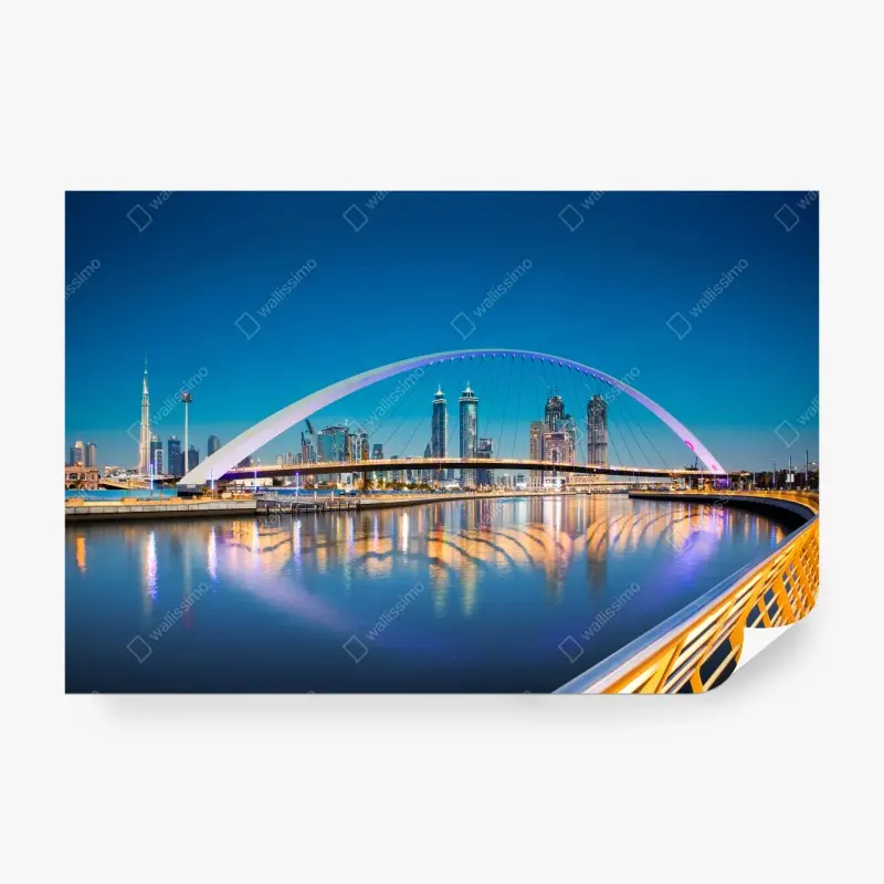Fototapete Dubai skyline bei nacht mit beleuchteter brücke