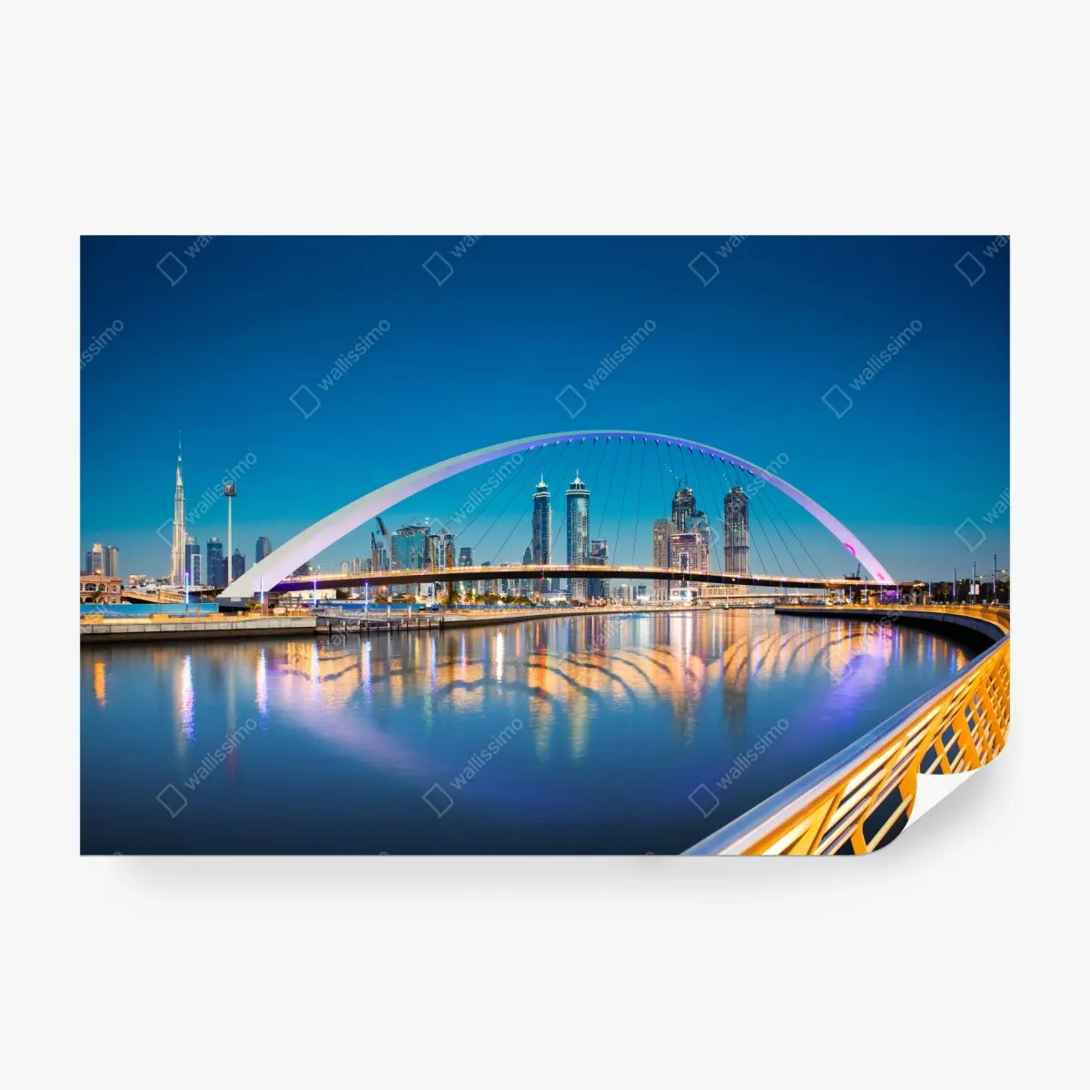 Fototapete Dubai skyline bei nacht mit beleuchteter brücke – Pixers®