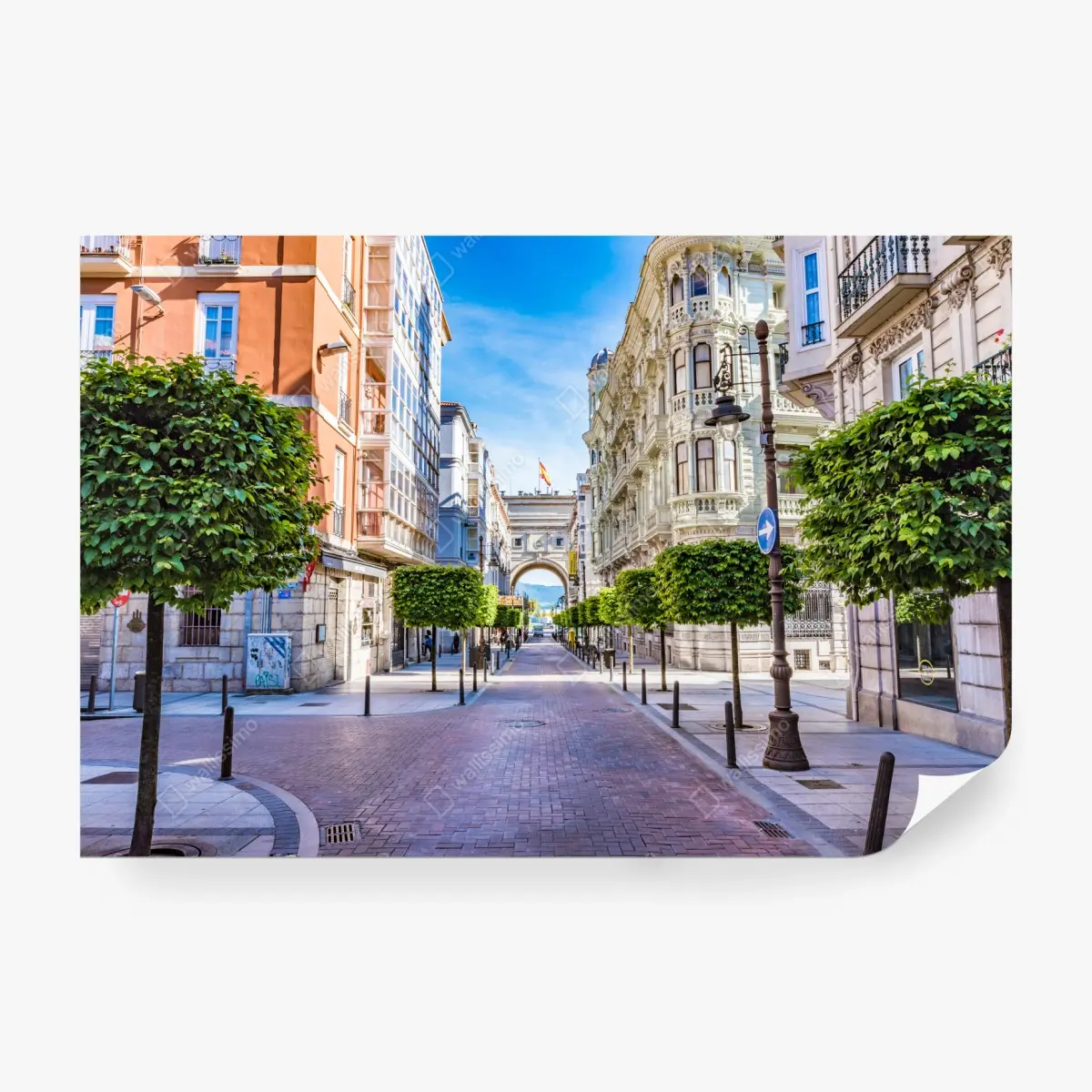 Fototapete Santander straße im stadtkern mit historischem bogen – Pixers®