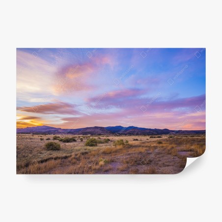 Fototapete pastellsonnenuntergang über wüstenbergen – Pixers®