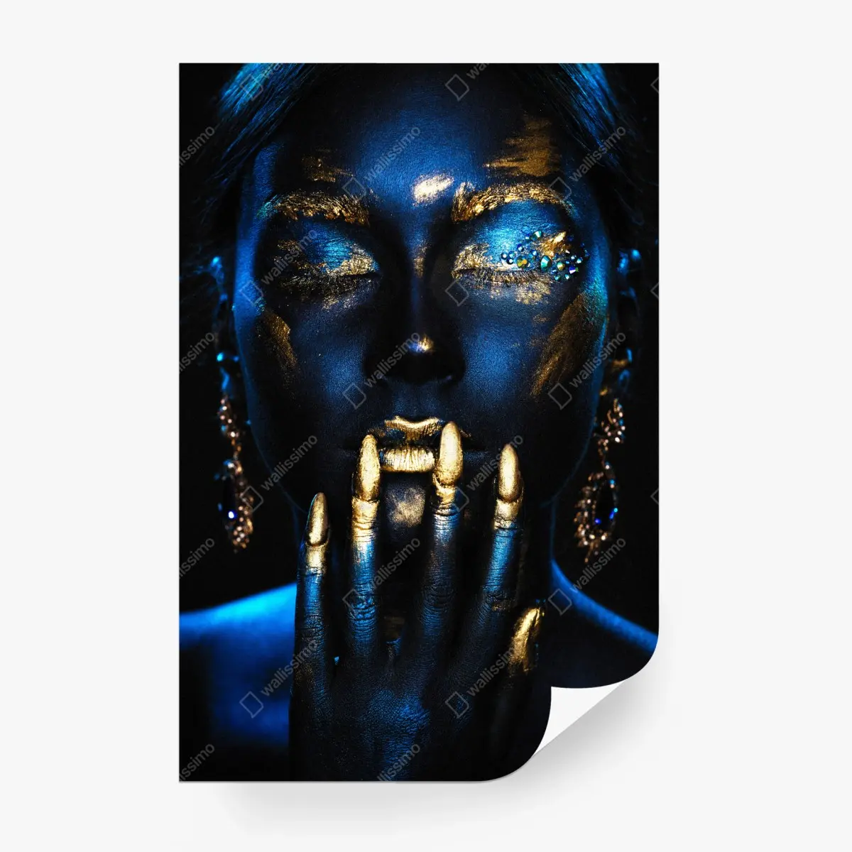 Fototapete mystisches porträt in blau und gold – Pixers®