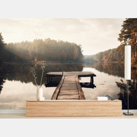 Fototapete herbstmorgen am see mit hölzernem steg – Pixers®