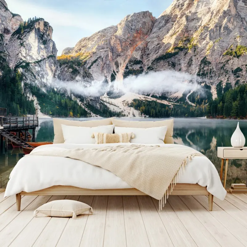 Fototapete nebliger alpensee mit spiegelung