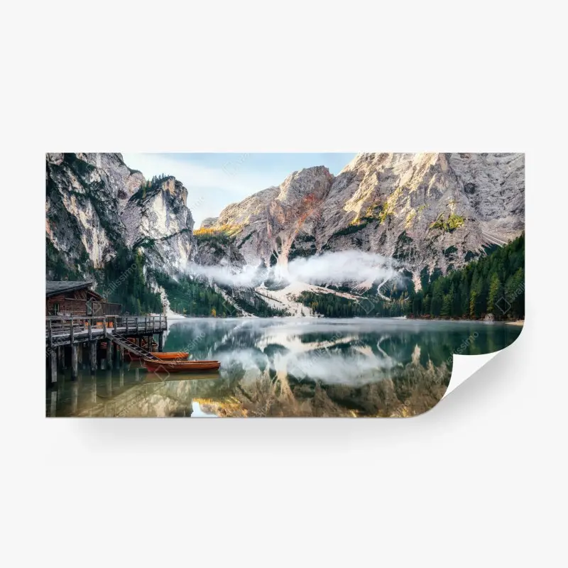 Fototapete nebliger alpensee mit spiegelung