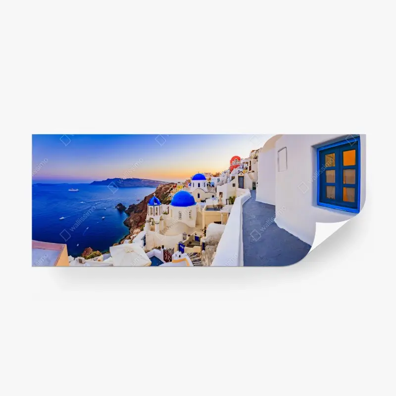 Fototapete Santorini sonnenuntergang über blauen kuppeln