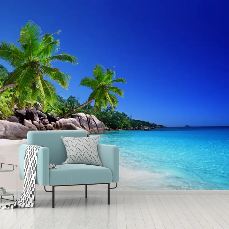 Fototapete tropischer strand mit türkisfarbenem wasser und palmen