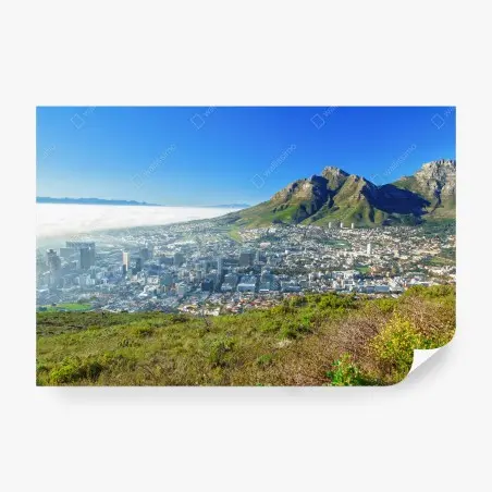 Fototapete stadtpanorama mit bergen und blauem himmel – Pixers®