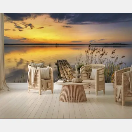 Fototapete goldener sonnenuntergang am see mit steg – Pixers®