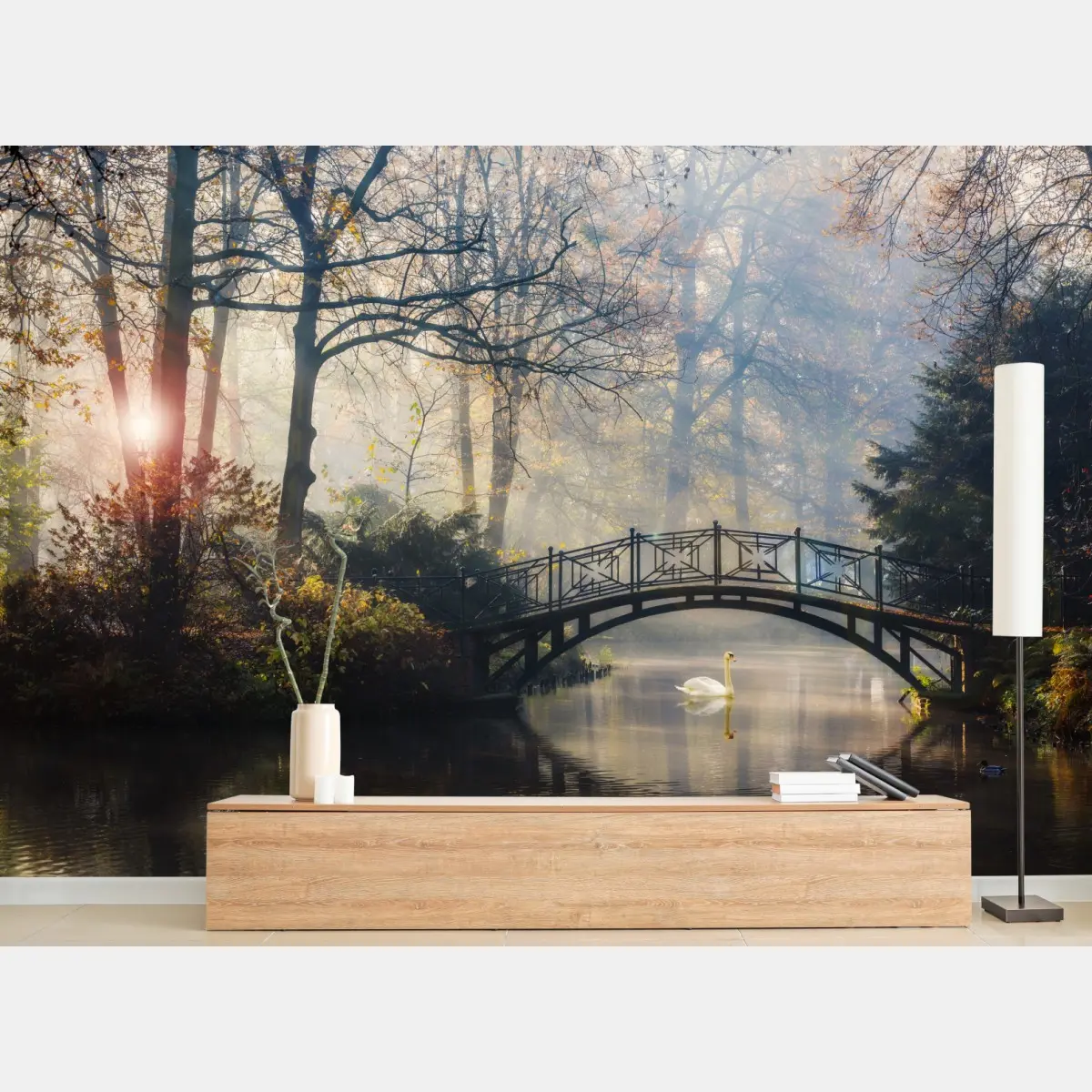 Fototapete neblige herbstbrücke mit schwan – Pixers®