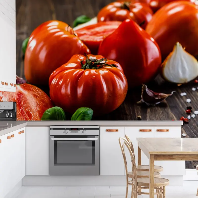 Fototapete reife tomaten auf rustikalem holztisch