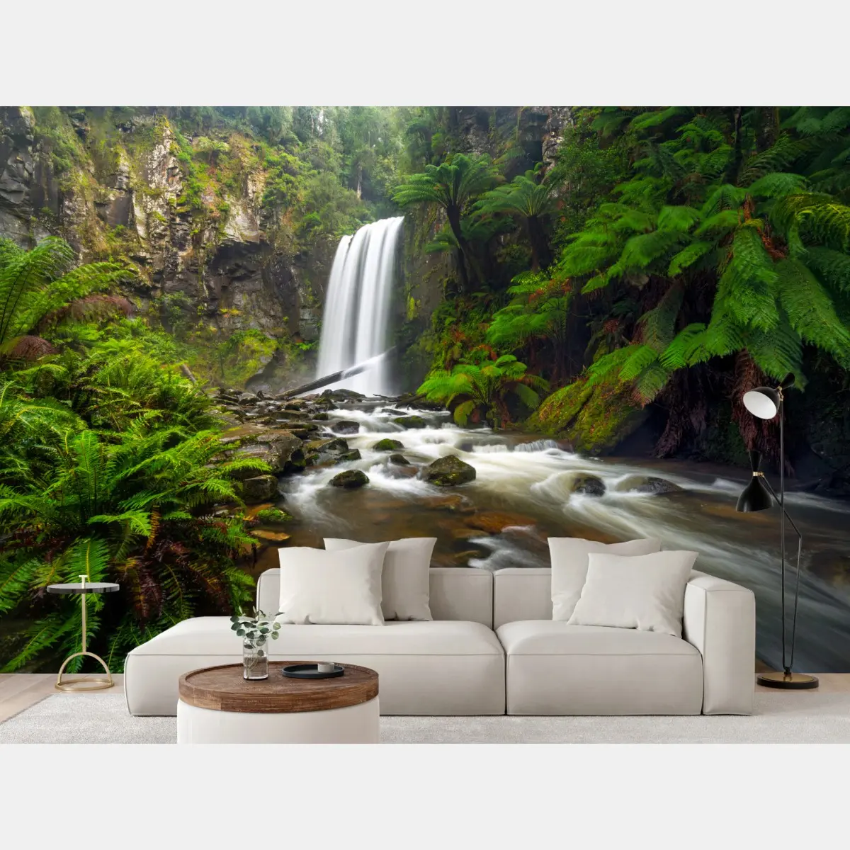 Fototapete üppiger wasserfall im farnwald – Pixers®