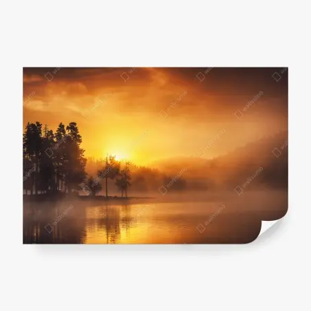 Fototapete goldener sonnenaufgang über dem nebligen see – Pixers®