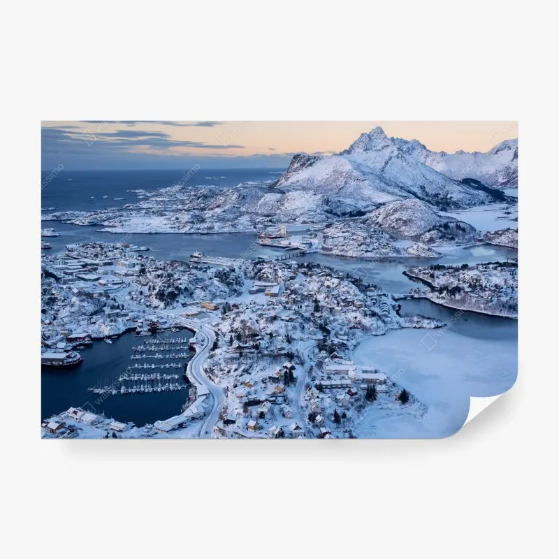 Fototapete winterliche luftaufnahme des hafens von Svolvaer, Norwegen