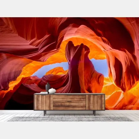 Fototapete sonnenbeleuchteter sandsteincanyon mit lebendigen kurven – Pixers®