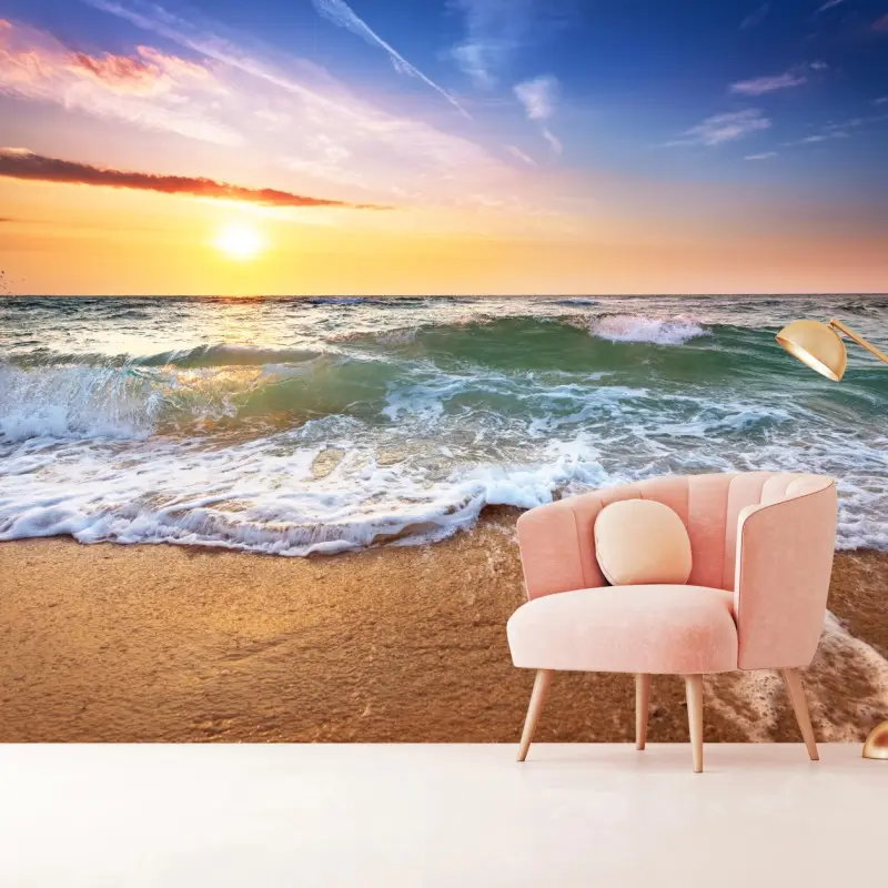 Fototapete goldener sonnenuntergang am strand mit sanften wellen