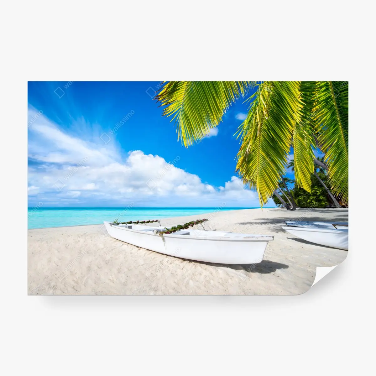 Fototapete tropischer strand in türkis mit palmen und booten – Pixers®