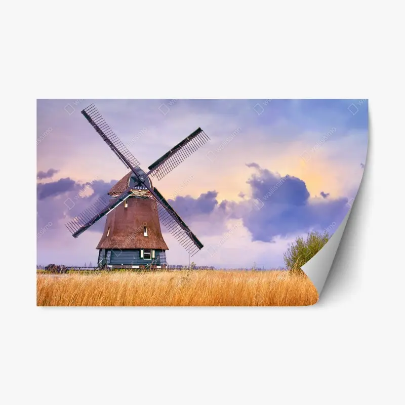 Repositionierbarer Aufkleber historische windmühle auf goldenen feldern