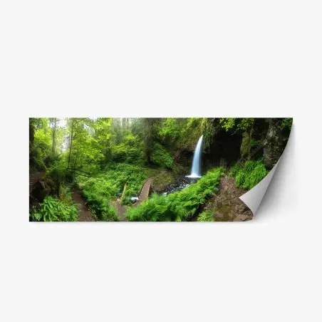 Repositionierbarer Aufkleber üppiger waldwasserfall panorama – Pixers®