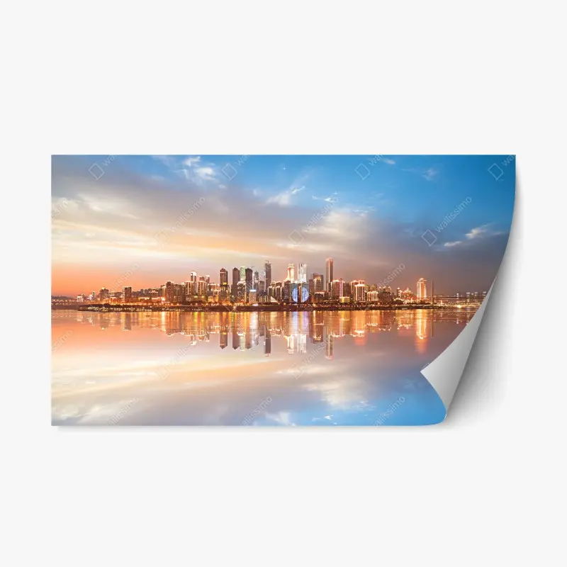 Repositionierbarer Aufkleber stadtsilhouette im spiegelbild bei dämmerung