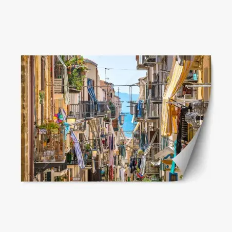 Repositionierbarer Aufkleber sonnige gasse mit meerblick und balkonen – Pixers®