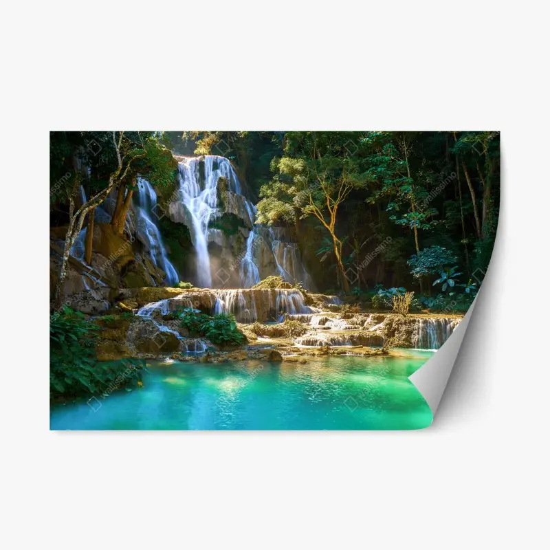 Repositionierbarer Aufkleber türkisfarbener wasserfall im üppigen wald