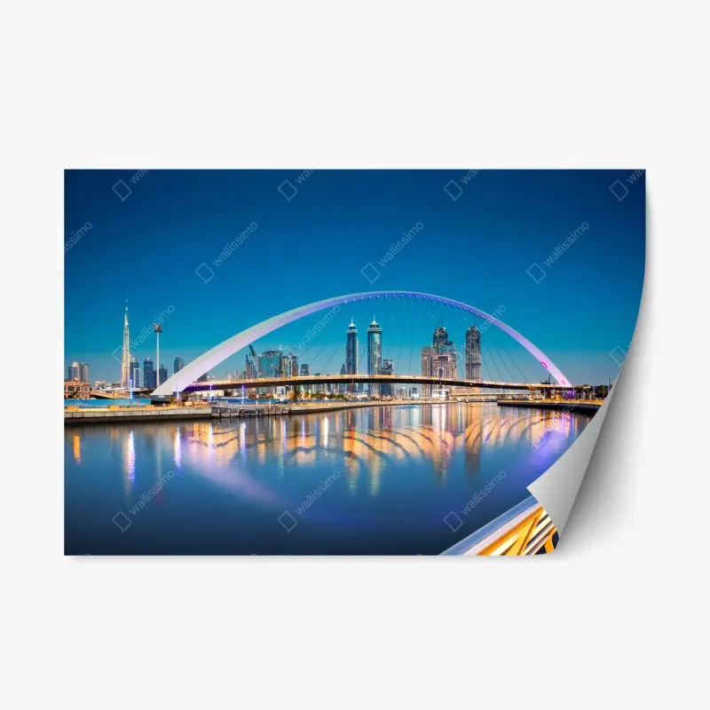 Repositionierbarer Aufkleber Dubai skyline bei nacht mit beleuchteter brücke