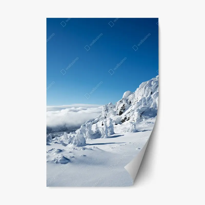 Repositionierbarer Aufkleber ruhige verschneite berglandschaft