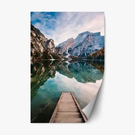 Repositionierbarer Aufkleber ruhiger alpensee mit hölzernem steg – Pixers®