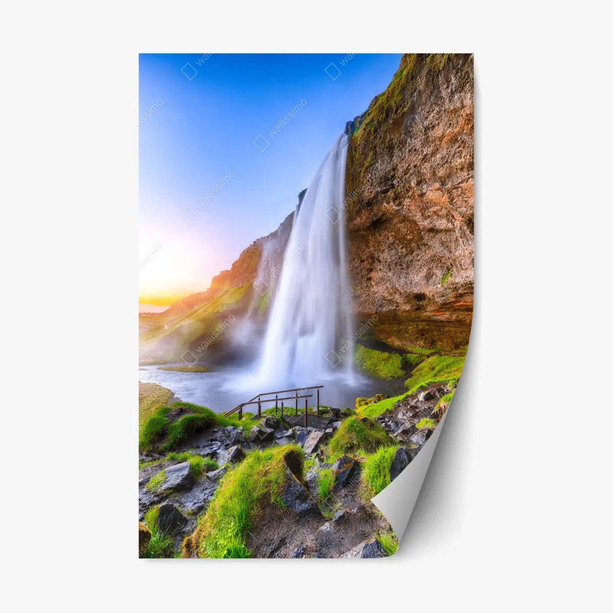 Repositionierbarer Aufkleber Seljalandsfoss wasserfall im sonnenuntergang – Pixers®