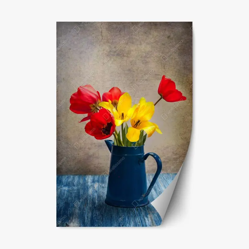 Repositionierbarer Aufkleber bunter tulpenstrauß im blauen krug
