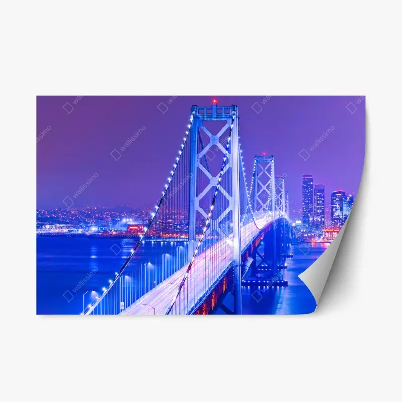 Repositionierbarer Aufkleber beleuchtete hängebrücke und stadtsilhouette bei nacht