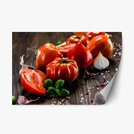 Repositionierbarer Aufkleber reife tomaten auf rustikalem holztisch – Pixers®