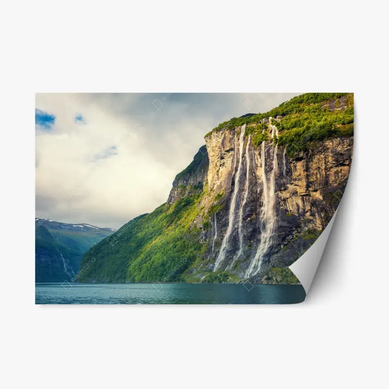 Repositionierbarer Aufkleber wasserfälle an fjordklippen