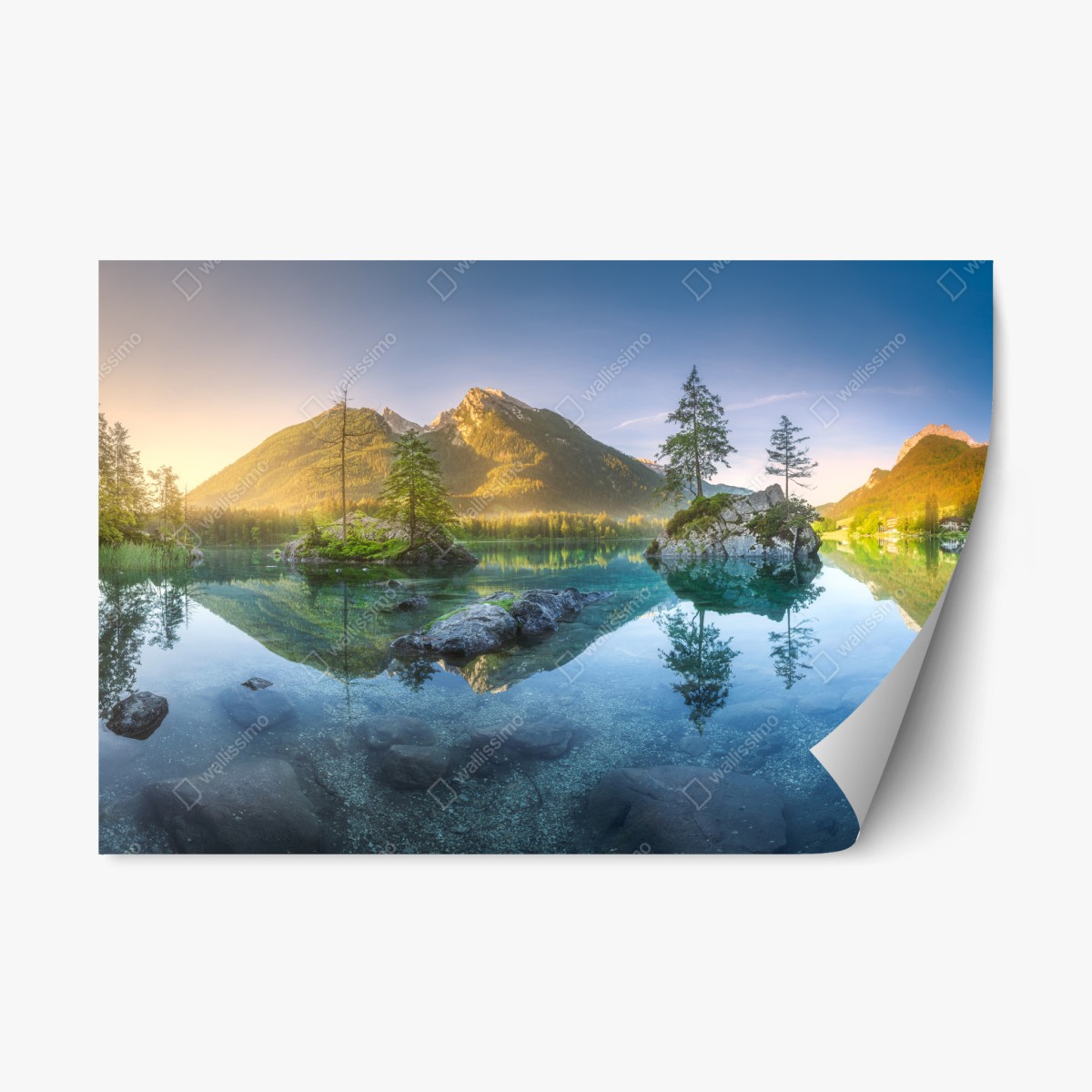 Repositionierbarer Aufkleber alpensee bei sonnenaufgang mit spiegelnder reflexion – Pixers®
