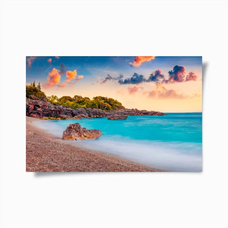 Poster wundervoller sonnenaufgang an der Apelistra Beach, Himare