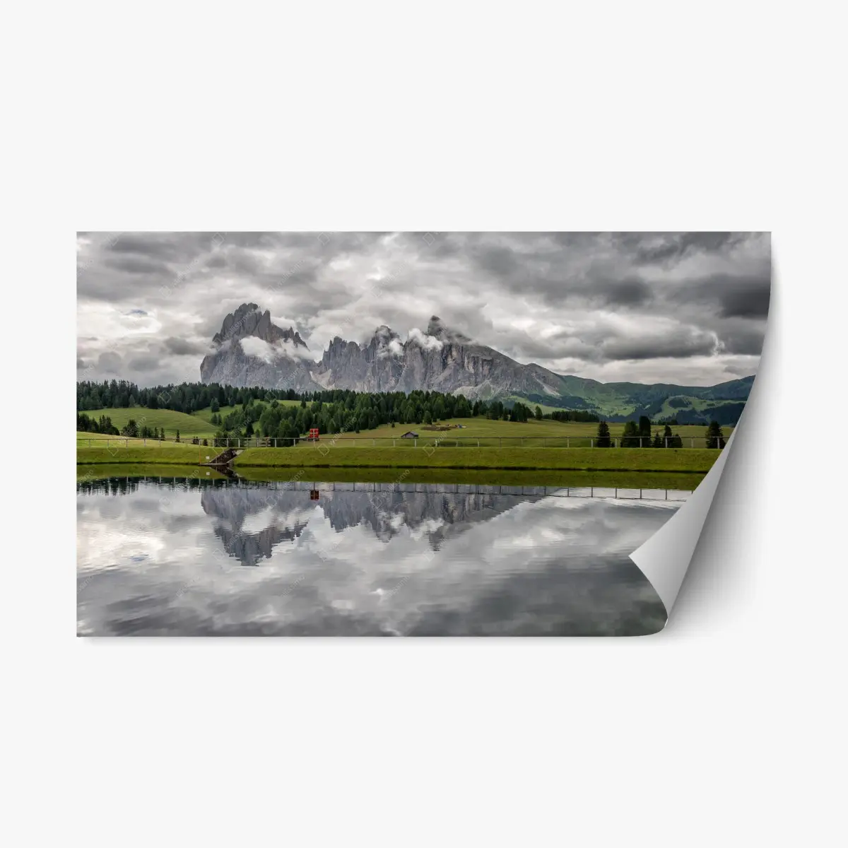 Repositionierbarer Aufkleber dunkler himmel über Alpe di Siusi – Pixers®