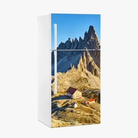 Kühlschrankaufkleber goldene Alpen mit berghütte – Pixers®