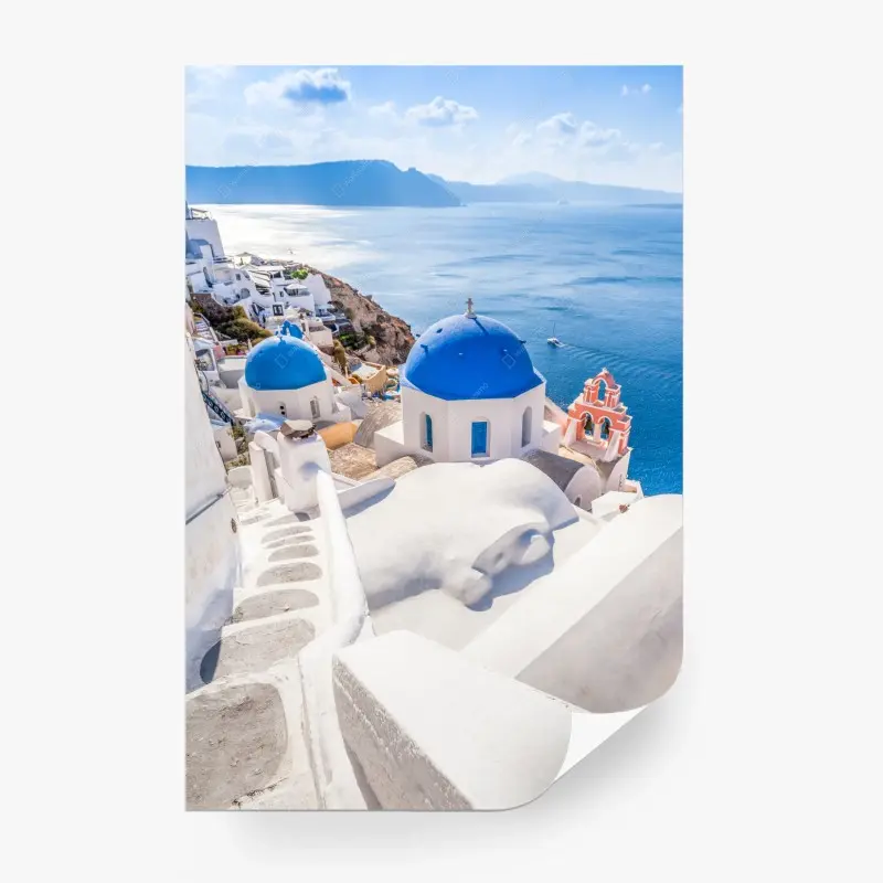 Fototapete sonniges Santorini blaue kuppeln und meerblick