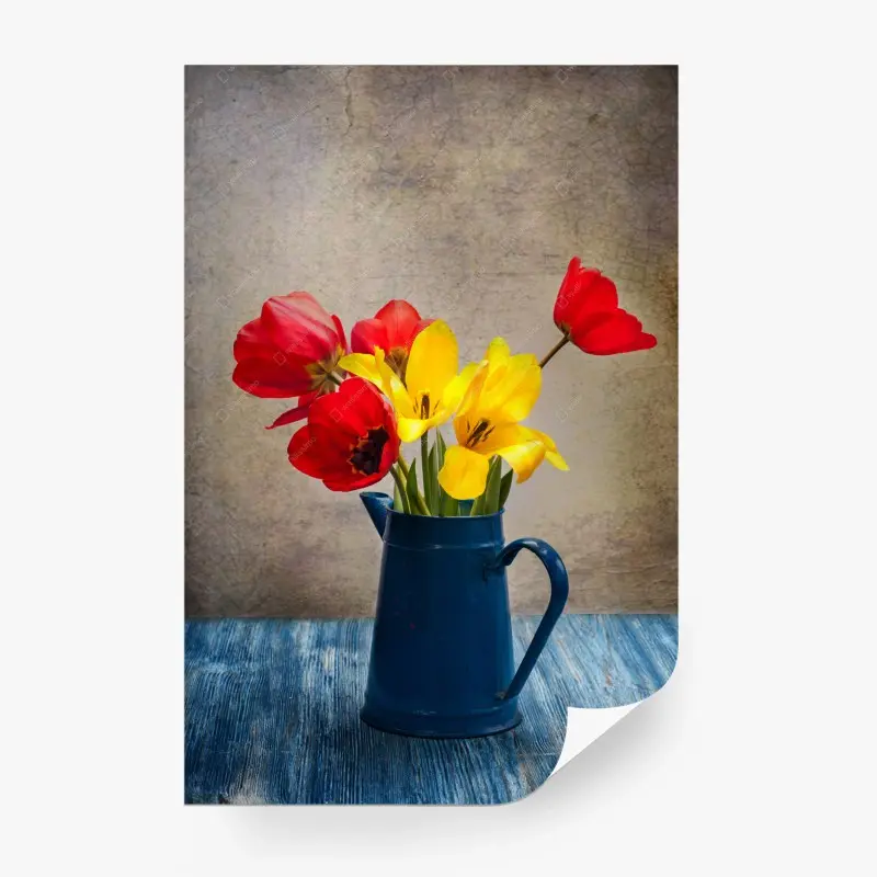 Fototapete bunter tulpenstrauß im blauen krug
