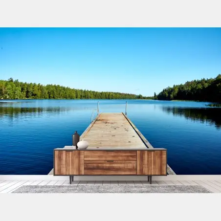 Fototapete ruhiger steg am see mit waldspiegelung – Pixers®