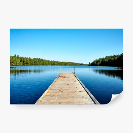 Fototapete ruhiger steg am see mit waldspiegelung – Pixers®