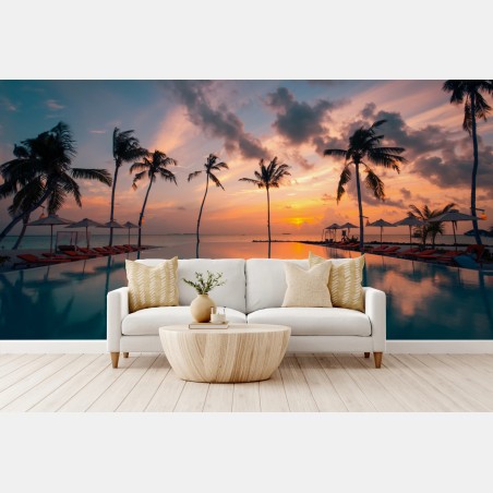 Fototapete tropischer sonnenuntergang über spiegelndem pool – Pixers®