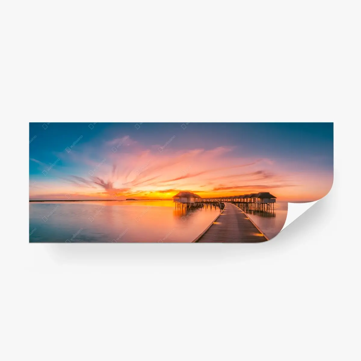Fototapete sonnenuntergang über wasserbungalows und hölzernem steg – Pixers®