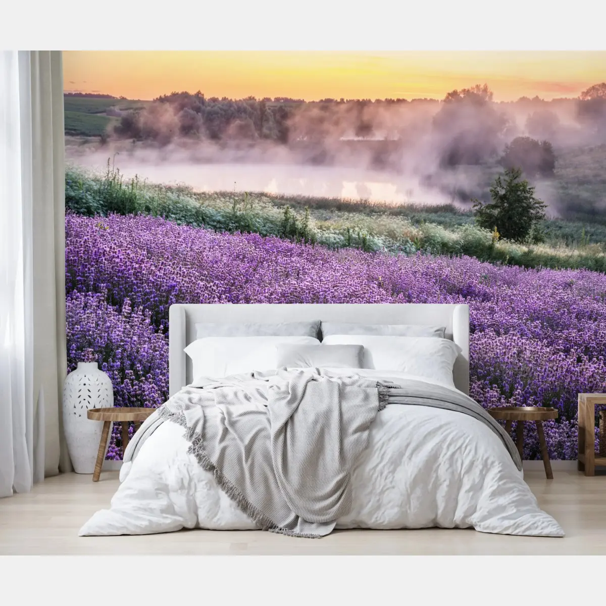 Fototapete nebliges lavendelfeld im morgengrauen – Pixers®