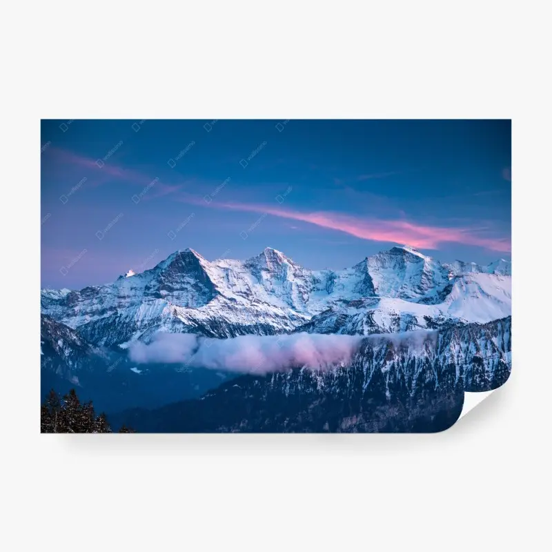 Fototapete Eiger, Mönch und Jungfrau in der blauen Stunde