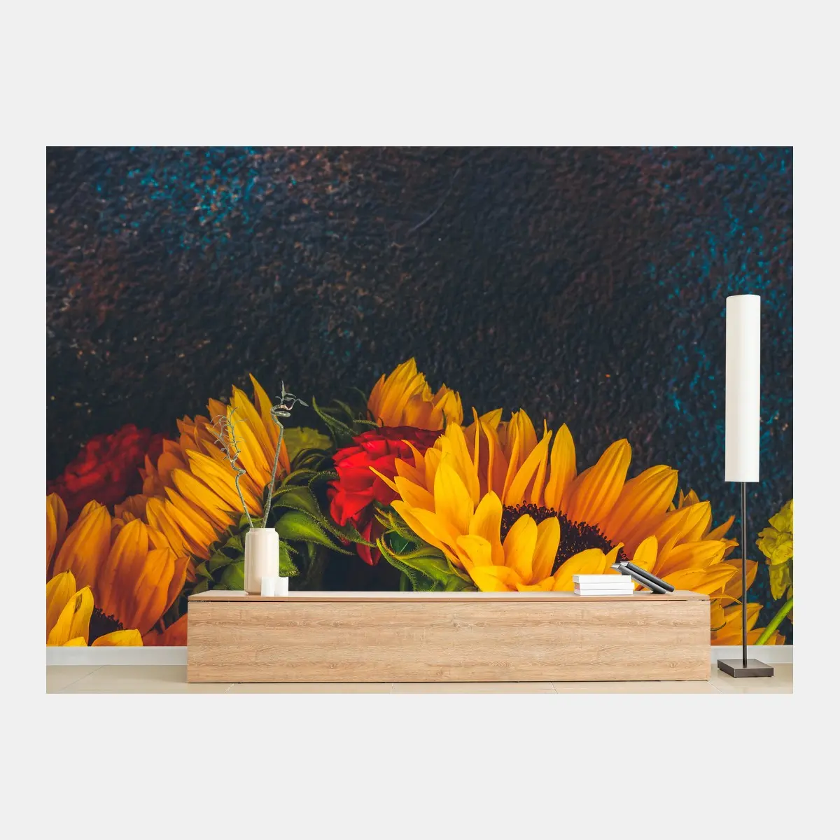 Fototapete lebendiger sonnenblumenstrauß vor dunklem hintergrund – Pixers®