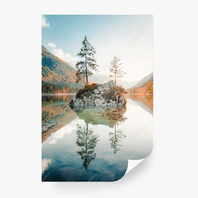 Fototapete sonnenbeleuchtete felsinsel am Hintersee